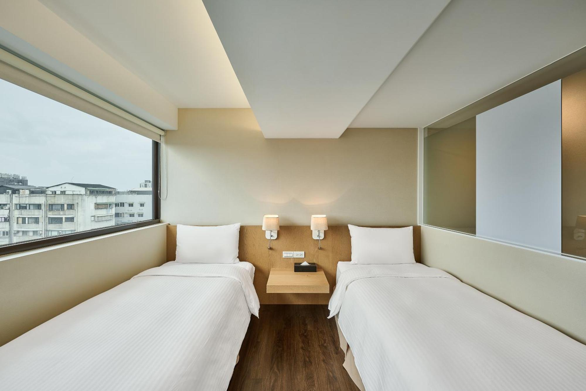 Eastin Taipei Hotel Bagian luar foto
